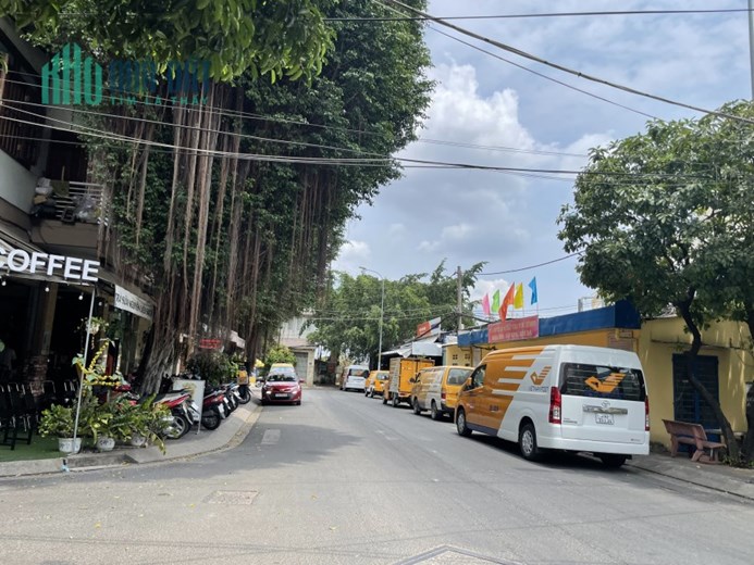 Chính chủ cho thuê Nhà 1 trệt, 2 lầu, mặt tiền Nguyễn Đức Thuận, phường 13, Tân Bình. Giá rẻ