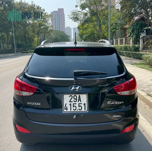 Bán TUCSON 2.0 ,nhập khẩu ,sản xuất 2011, màu đen 1 Nguyễn Văn Huyên,Cầu Giấy,Hà Nội.