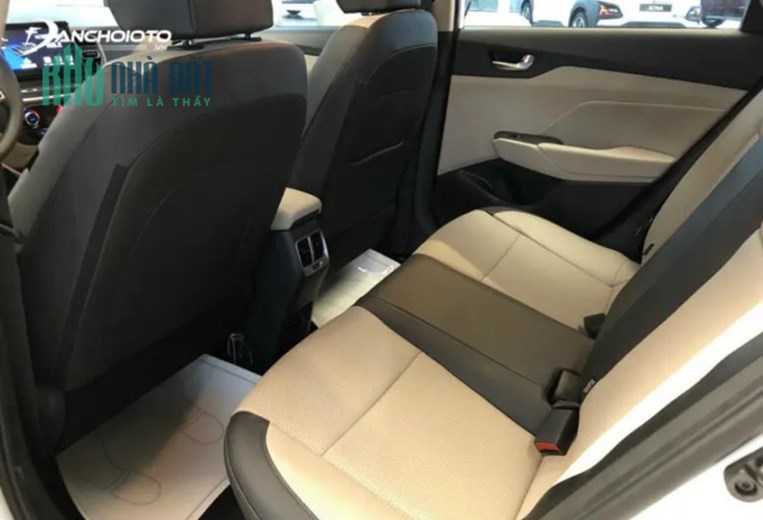 cần bán Xe Accent AT Hyundai Cầu Diễn: Ô số 2, Lô 1, Cụm Công nghiệp Lai Xá, Kim Chung, Hoài Đức,