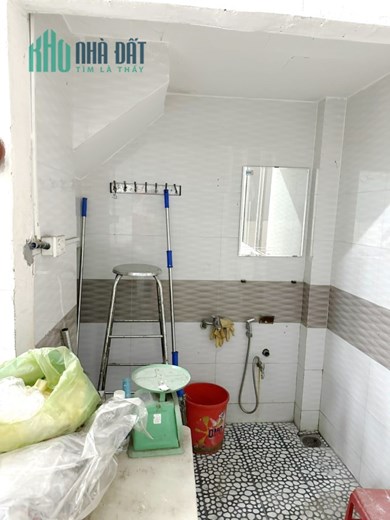 Nhà 3,5 tầng MT Phạm Thế Hiển P5Q8. Giá 5,98 tỷ TL