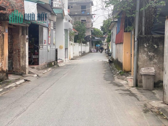 Bán đất Trâu Quỳ -56m2 Khu B viện rau quả mt 4m đường 5m,view sân chơi.0982852808