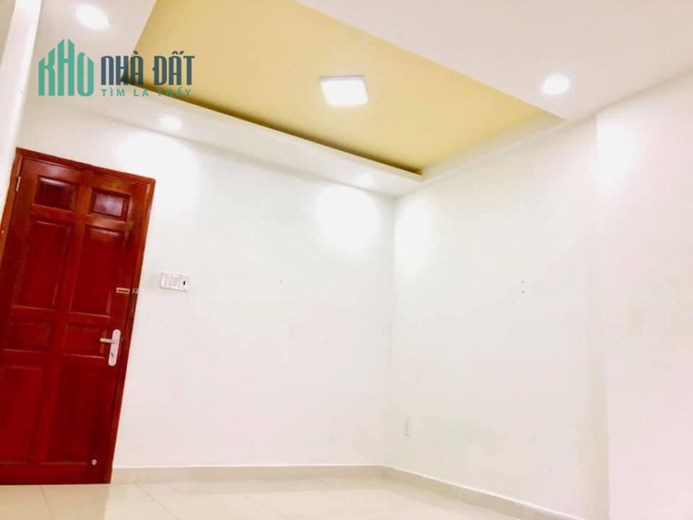 Bán nhà MT chợ Ông Địa đường Lý Thường Kiệt, P8, Tân Bình