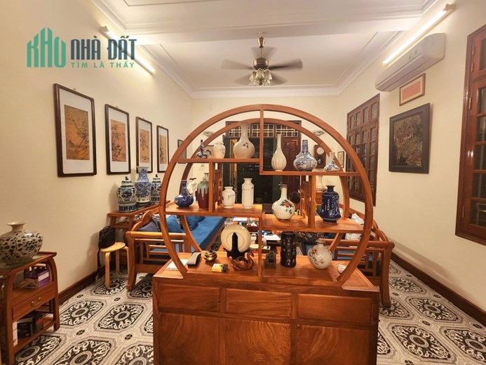 Bán cắt lỗ 1.5 tỷ liền kề diện tích 84m2, mặt tiền 6m, sổ vuông đẹp, giá siêu rẻ 15.9 tỷ.