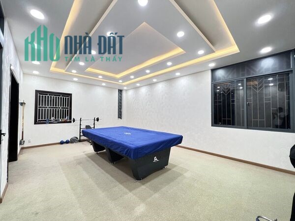 Biệt Thự KDC Trung Sơn, 200m2, 3 tầng, 10m x 20m, Giá 24.8 Tỷ, nội thất cao cấp