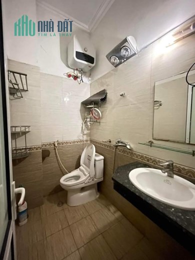 Bán nhà mặt ngõ thông kinh doanh Cổ Nhuế DTSD 40m2  3.39  tỷ.