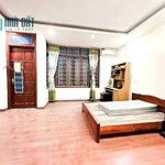 Bán nhà ngõ 79 Cầu Giấy 36 m2 x 5 t mt 5 m nhà nội thất đầy đủ giá 4,3 tỷ