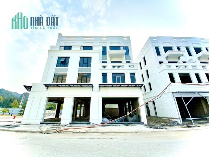 Bán căn shophouse view mặt đường bao biển- Dự án La Emera Hạ Long (Đường bao biển nối Hạ Long - Cẩm