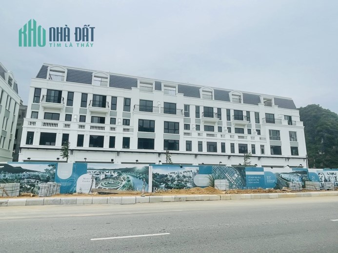 Bán căn shophouse view mặt đường bao biển- Dự án La Emera Hạ Long (Đường bao biển nối Hạ Long - Cẩm
