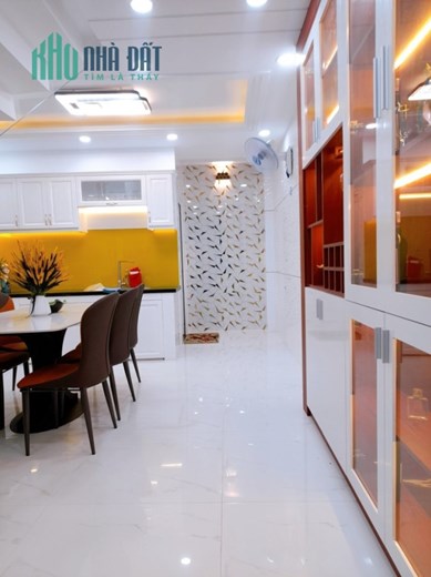 Nhà Bình Trị Đông A, Quận Bình Tân, Đẹp Như Biệt Thự, 75m2 x4T, Chỉ 6 Tỷ