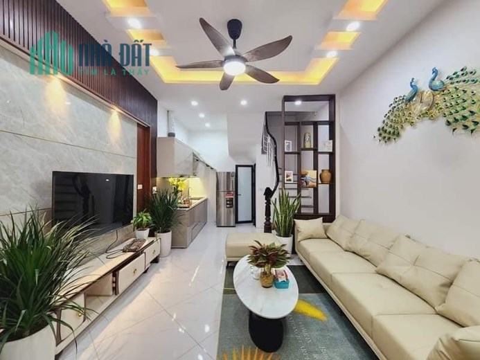 NHÀ MỚI NỘI THẤT NHƯ KHÁCH SẠN 5 SAO LÊ ĐỨC THỌ 35M2, 5 TẦNG, 3,5 TỶ