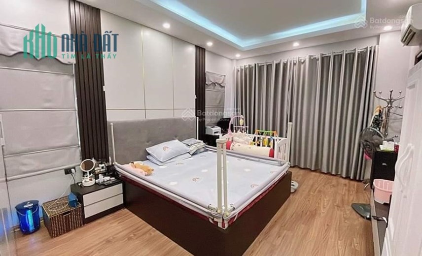 Bán nhà Quang Trung Hà Đông 50m2  nhà mới  đẹp ở ngay tặng nội thất giá nhỉnh 6 tỷ.