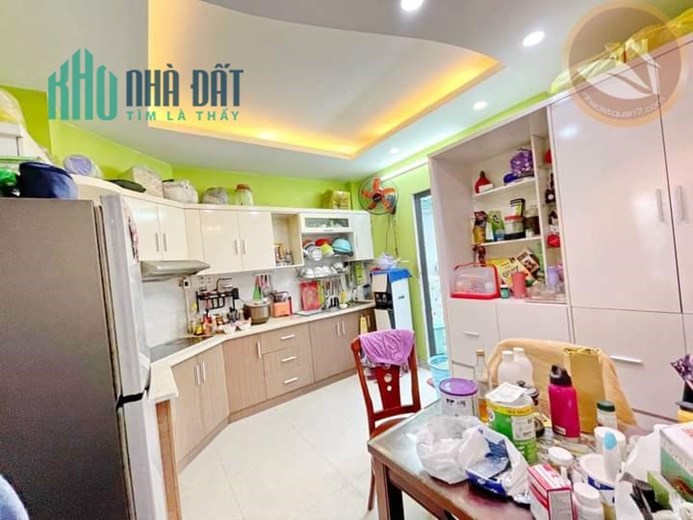 Kẹt Bank Bán Gấp Nhà Phạm Thế Hiển F2 Q8. DT 30m 2 Tầng BTCT. Nhà Kiên Cố Giá Hơn 2 tỷ