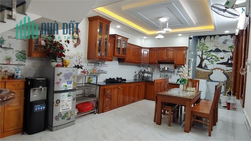 Nhà đẹp Huỳnh Văn Nghệ, Tân Bình – Hẻm 8m thông, 4 tầng, 70m2, chỉ 6.99tỷ
