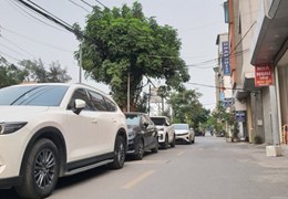 Bán gấp nhà mặt phố Nguyễn Khoái, Hoàng Mai, 35m Kinh Doanh, Ô tô tránh, chỉ 3 tỷ.