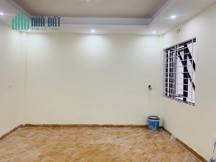 Bán nhà Khuyến Lương, Hoàng Mai 35m2 giá 2.8 tỷ - Có thương lượng