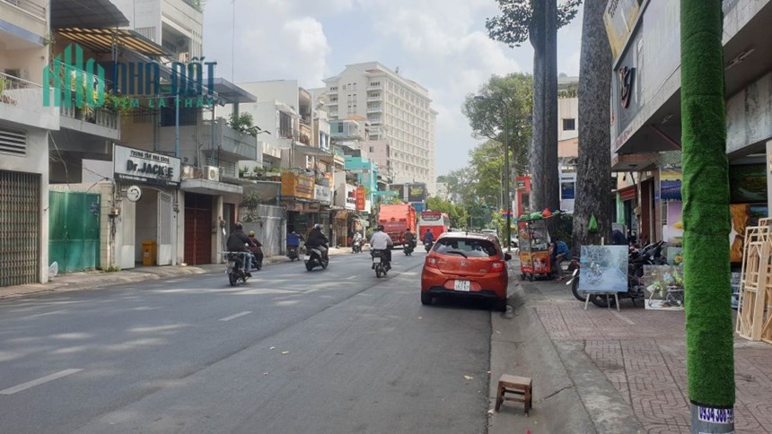 Hẻm xe hơi 6m, Trần Phú, Phường 4, Quận 5, 40m2, 2PN, 3,2  tỷ