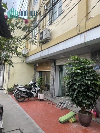 Bán gấp căn nhà 3,5 tầng 3 ngủ ngõ 409 Miếu Hai Xã GIÁ 1.75 tỉ quá hợp lý
