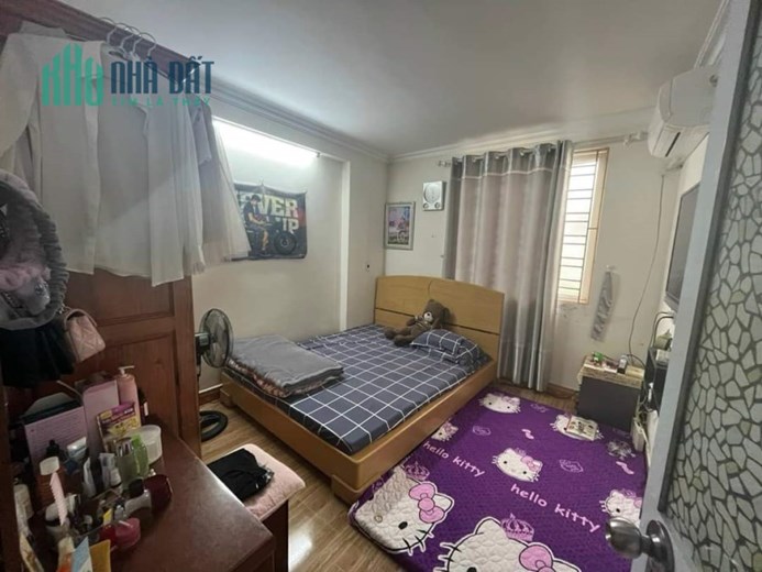Bán gấp căn nhà 3,5 tầng 3 ngủ ngõ 409 Miếu Hai Xã GIÁ 1.75 tỉ quá hợp lý