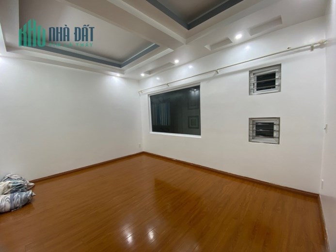 Bán nhà ngõ 246A Đà Nẵng 46m, 4 tầng, Hướng Nam, GIÁ chỉ 2.35 tỉ sạch đẹp