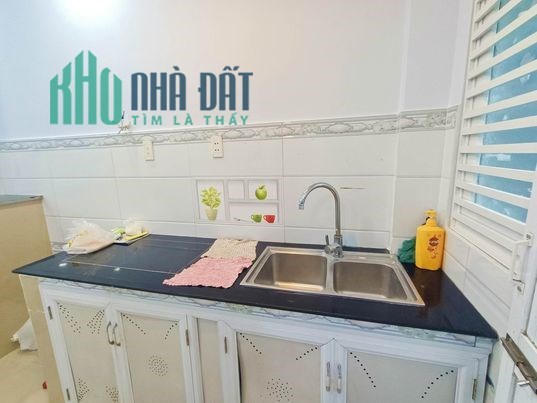 VỊ TRÍ ĐẸP - 2 TẦNG BTCT - SỔ ĐẸP - KHÔNG QUY HOẠCH LỘ GIỚI