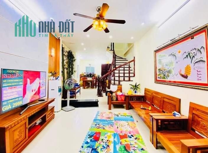 HIẾM nhà Phạm Tuấn Tài, Cầu Giấy 62m x 6T x 12.5 tỷ, vỉa hè, ô tô, kinh doanh