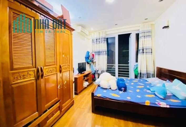 HIẾM nhà Phạm Tuấn Tài, Cầu Giấy 62m x 6T x 12.5 tỷ, vỉa hè, ô tô, kinh doanh