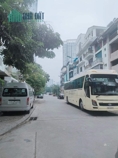 BÁN BIỆT THỰ LIỀN KỀ AN DƯƠNG VƯƠNG. TÂY HỒ. DT 118M2. MT 6,5M. GIÁ 23,5 TỶ