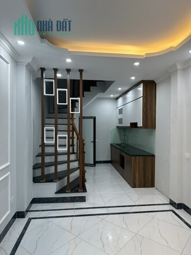 Bán căn nhà ngõ 52 Quang Tiến, Nam Từ Liêm 41m, 4 tâng, giá 3.7 tỷ. 0986383826