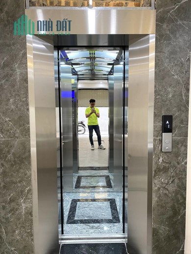 Bán nhà 80m2 Ngõ 172 Âu Cơ, Tây Hồ Lô góc Gara Ô tô Thang Máy 9.5 Tỷ