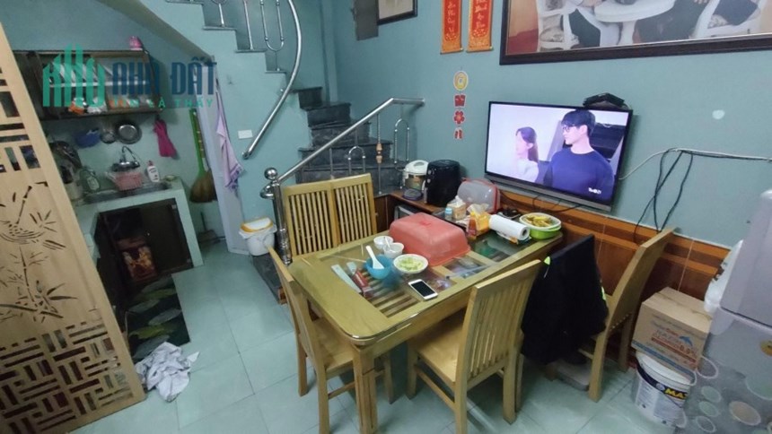 Bán nhà Quan Nhân Thanh Xuân 55m mặt tiền 5m ngõ thông gần phố nhỉnh 4 tỷ lh09075124520