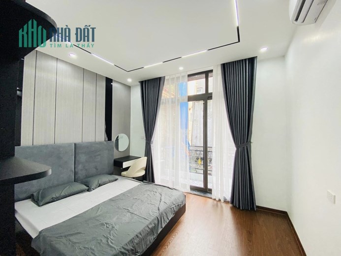Bán nhà Quan Nhân Nhân Chính 55m 5 tầng 8 ngủ gần ô tô tránh hàng xóm Golden Palm nhỉnh 5 tỷ