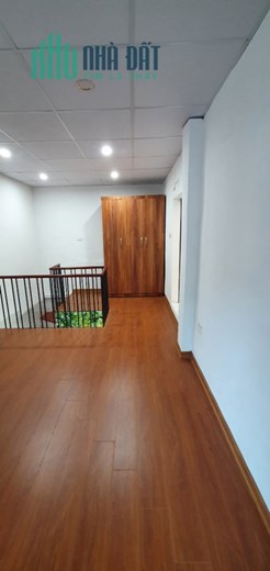 Bán nhà 8/3, 2 tầng Dtsd 22m, giá 1 tỷ x