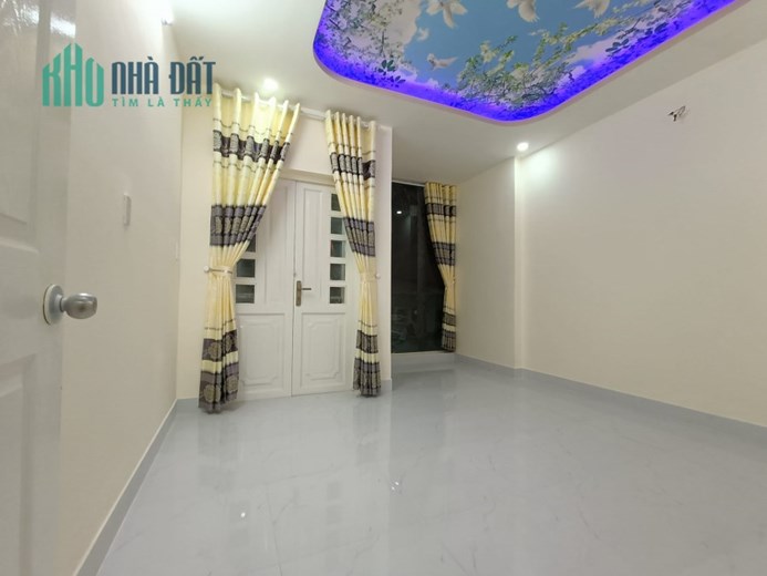 HẺM XE HƠI LÊ  VĂN QUỚI , NHÀ 3 TẦNG ĐÚC MỚI 60 M2 GIÁ CHỈ  3.6  TỶ