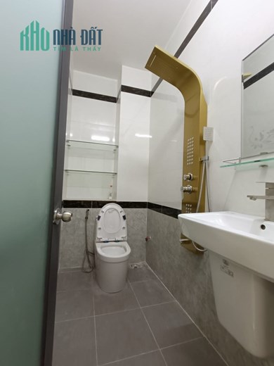 CHÍNH CHỦ HẺM XE HƠI LÊ  VĂN QUỚI , NHÀ 3 TẦNG ĐÚC MỚI 60 M2 GIÁ CHỈ  3.6  TỶ