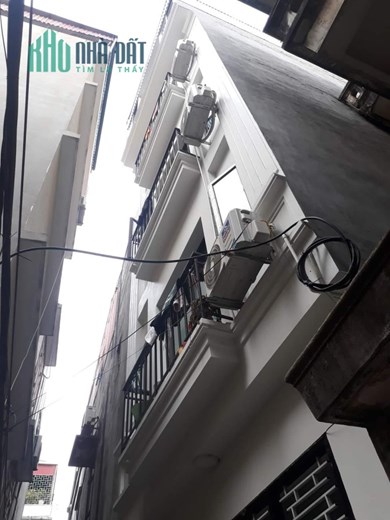 NGUYÊN CĂN! chỉ 12triệu x5Tầng,  Cho Thuê Nhà Phan Đình Giót, Lh:0977690119