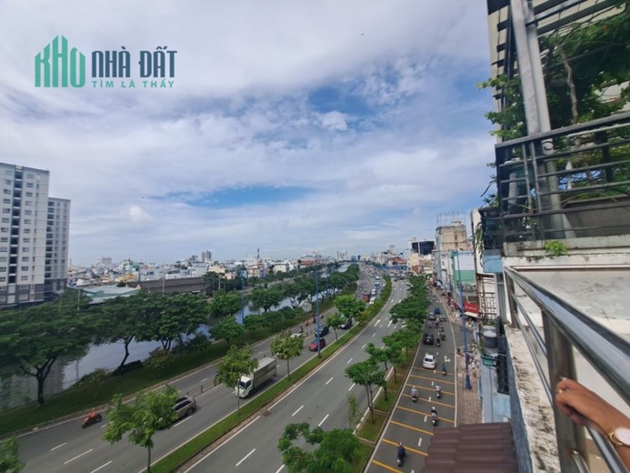 Nhà HXH 3 Lầu Ngay Trần Hưng Đạo Quận 5 Giáp Quận 1 ,cho thuê 35-40tr-Tháng