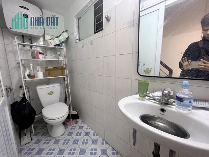 BÁN NHÀ TÔN ĐỨC THẮNG 22M2x5TẦNG, 3 NGỦ- KINH DOANH ĐƯỢC- 2,9TỶ