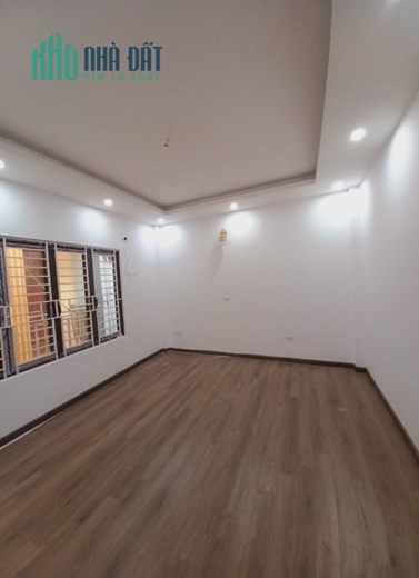 ĐỒNG ME, ô tô 15M, 36M,5T, mt5m, nhỉnh 3 tỷ, nhà ĐẸP, gần HỒ, ở ngay