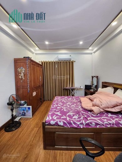 Bán nhà 4.5tầng Quận Ba Đình 42m2, giá 8tỷ5 Vĩnh Phúc, ngõ thông KD, ôtô tránh.