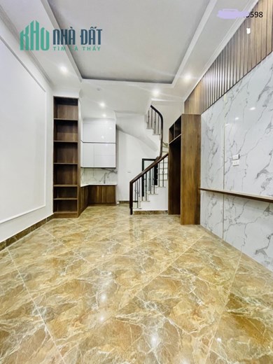 Bán nhà phố Thái Thịnh, 40m 4 Tg MT3,5m lô góc, KD  ô tô nhỉnh 5 tỷ.