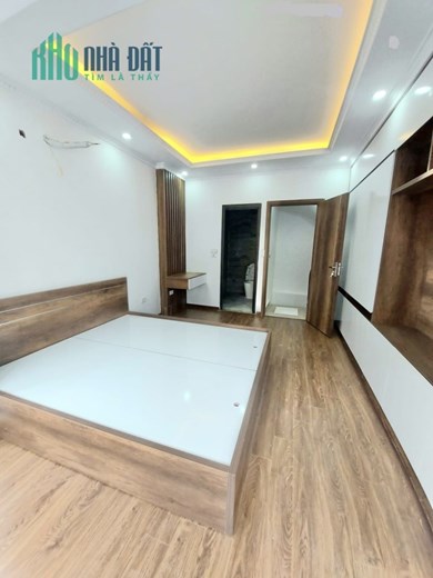 Bán nhà phố Thái Thịnh, 40m 4 Tg MT3,5m lô góc, KD  ô tô nhỉnh 5 tỷ.
