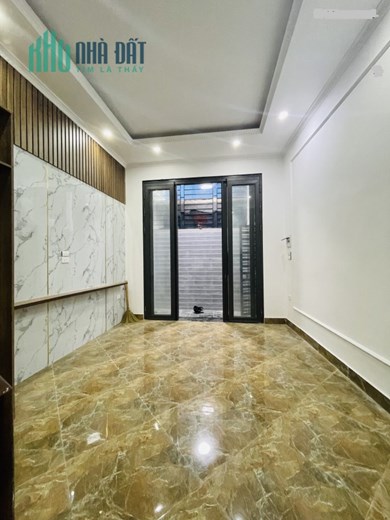 Bán nhà phố Thái Thịnh, 40m 4 Tg MT3,5m lô góc, KD  ô tô nhỉnh 5 tỷ.