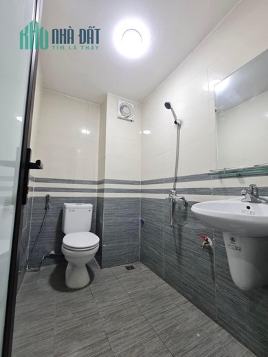 B.Á.N GẤP nhà Trung Văn, CHO THUÊ 35tr/th, DTSD 45m, 6PN, 5T