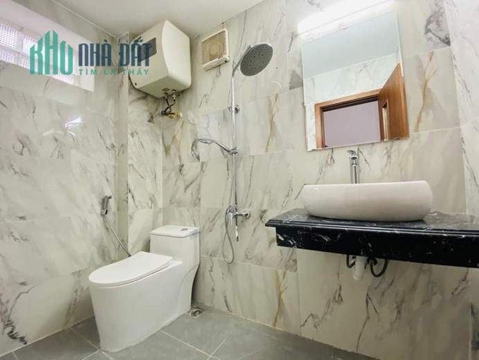 VIP! Bán Nhà LÔ GÓC TÔ VĨNH DIỆN_Ô TÔ_MỚI KÍNH KOONG CHỈ  3 TỶ Lh 0969356066