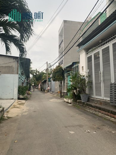 Nhà Trung Tâm Trường Thọ, Mặt Tiền 5M, ÔTô Đỗ Cửa, 75m2, Chỉ 4 Tỷ 500