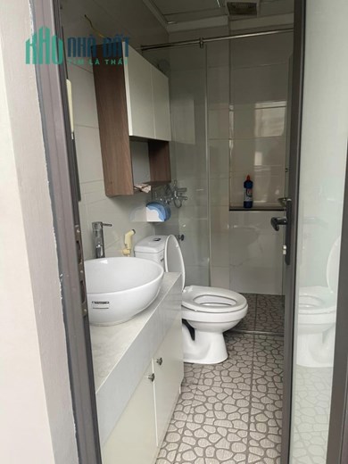 Bán nhà phố Nguyễn Thị Định, kd, vỉa hè-ô tô, thang máy, DT75m2 x 6 tầng.