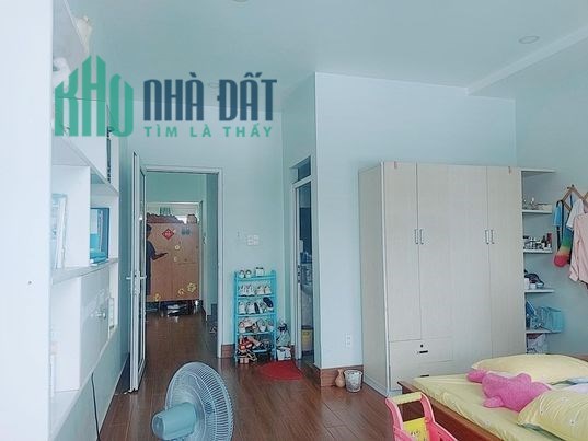 Bán nhà HXH đỗ cửa Quận 7  - 36m2 - 4 Tầng - Giá chỉ 3.95 tỷ - Ms.Trúc 0989810085