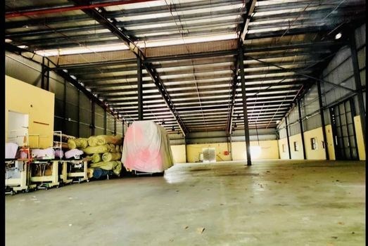 CHO THUÊ KHO XƯỞNG HÀ ĐÔNG - HÀ TRÌ - 100M GIÁ 6TR -PHÂN LÔ VỈA HÈ - ĐƯỜNG 16M