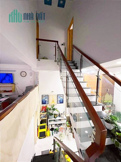Bán nhà 994 Huỳnh Tấn Phát, Tân Phú, Q7, Dt 5x12.6, 3 lầu, giá 4.3 tỷ