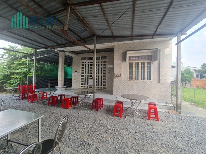 Cần tiền trả nợ cần bán gấp căn nhà tại trung tâm Thị Xã Trảng Bàng, Tây Ninh